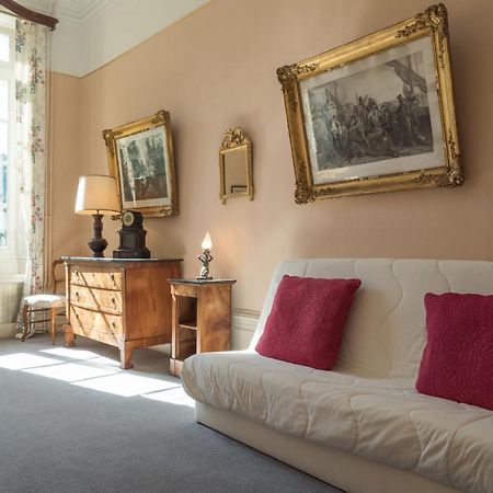 Chateau-Hotel De Nieuil Eksteriør billede