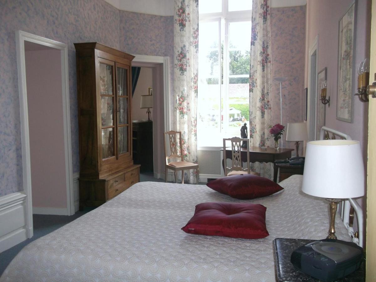 Chateau-Hotel De Nieuil Eksteriør billede